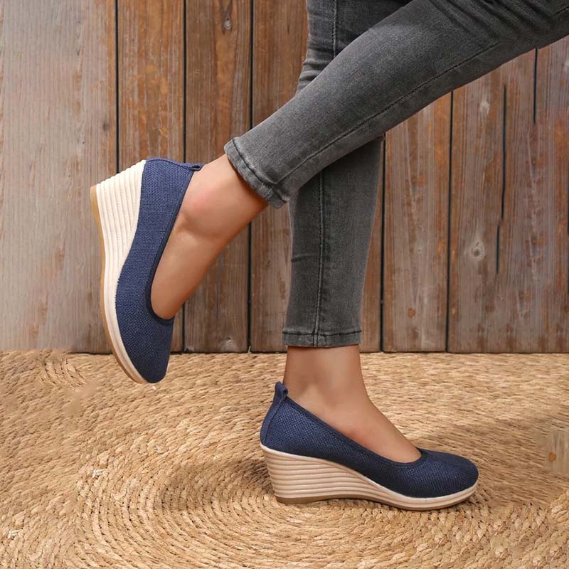 Avslappnad Wedge Skor