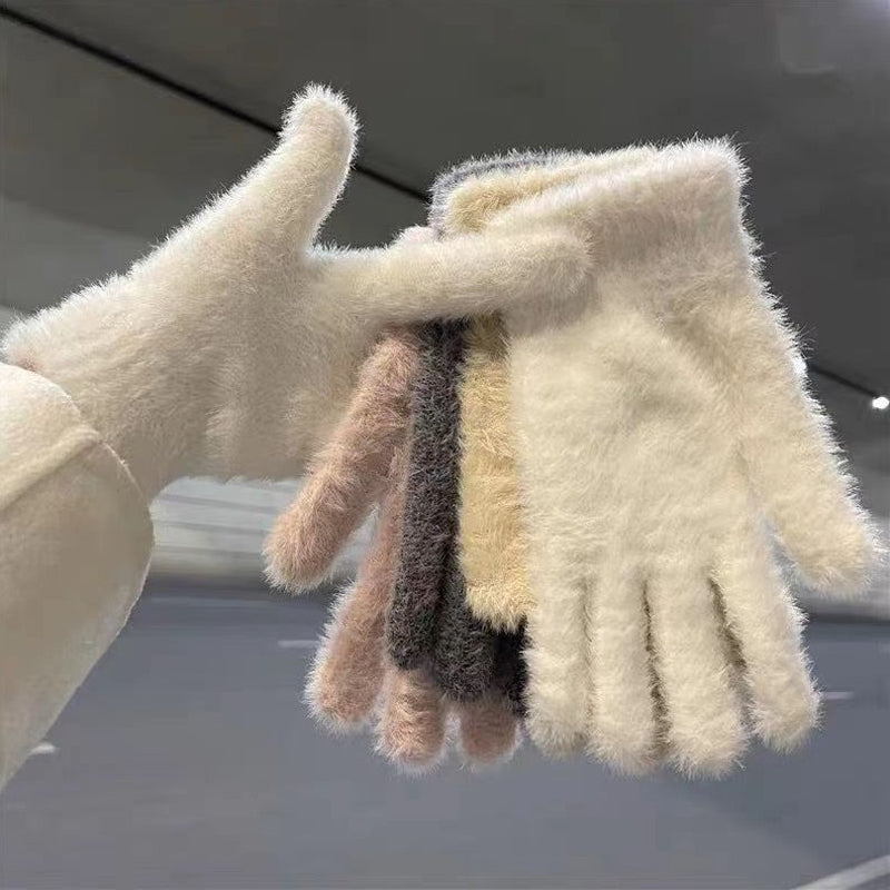 Enfärgade Varma Handskar