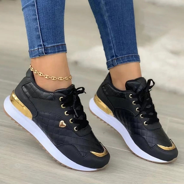 Lediga Sneakers Med Snörning